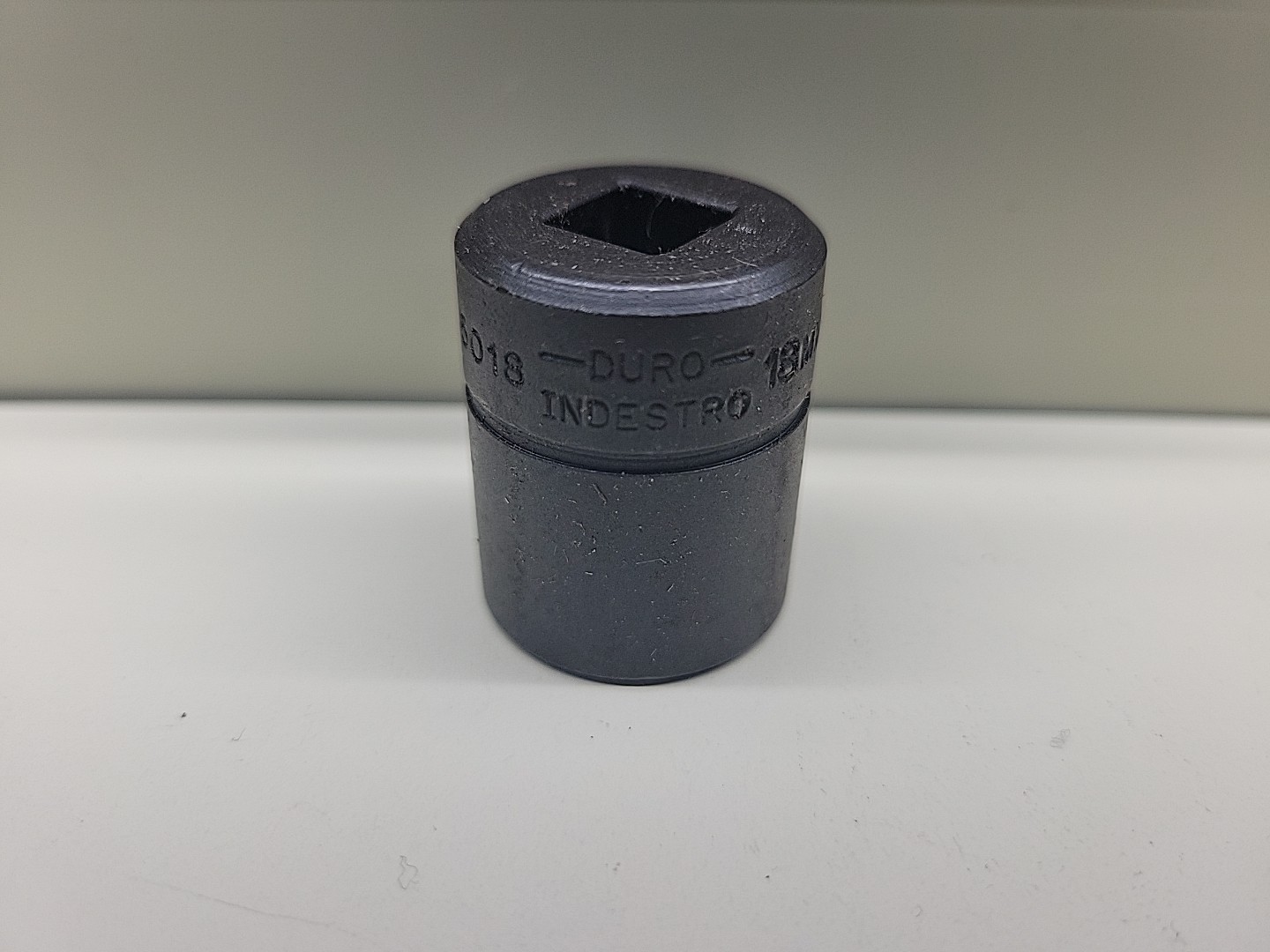 Duro Indestro 18mm IMPACT Socket 3/8 Drive 6 point 45018 New Old Stock USA