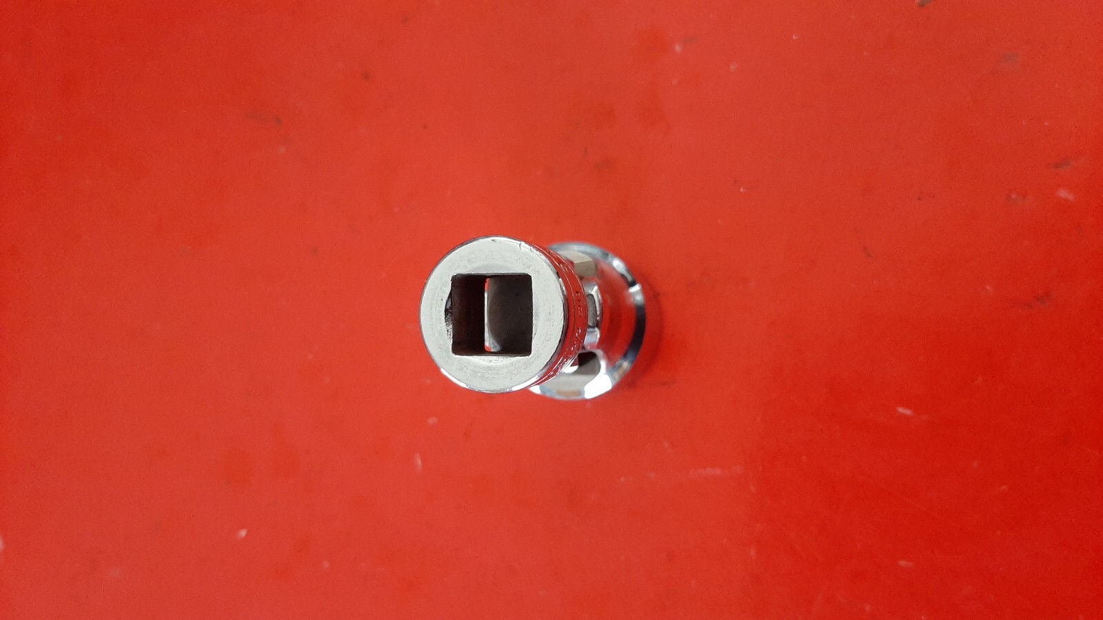 Nice! Snap on Tools USA 3/8″ Drive 3/4″ FS24 Universal Swivel Socket 6 Point 326