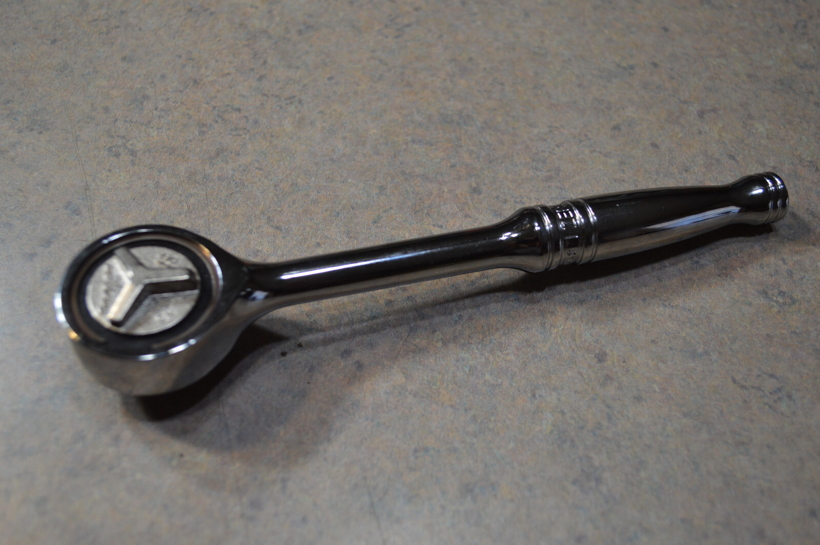 Snap-on Tools USA NEW 3/8” Drive Standard GEARLESS Round Head Ratchet FZERO