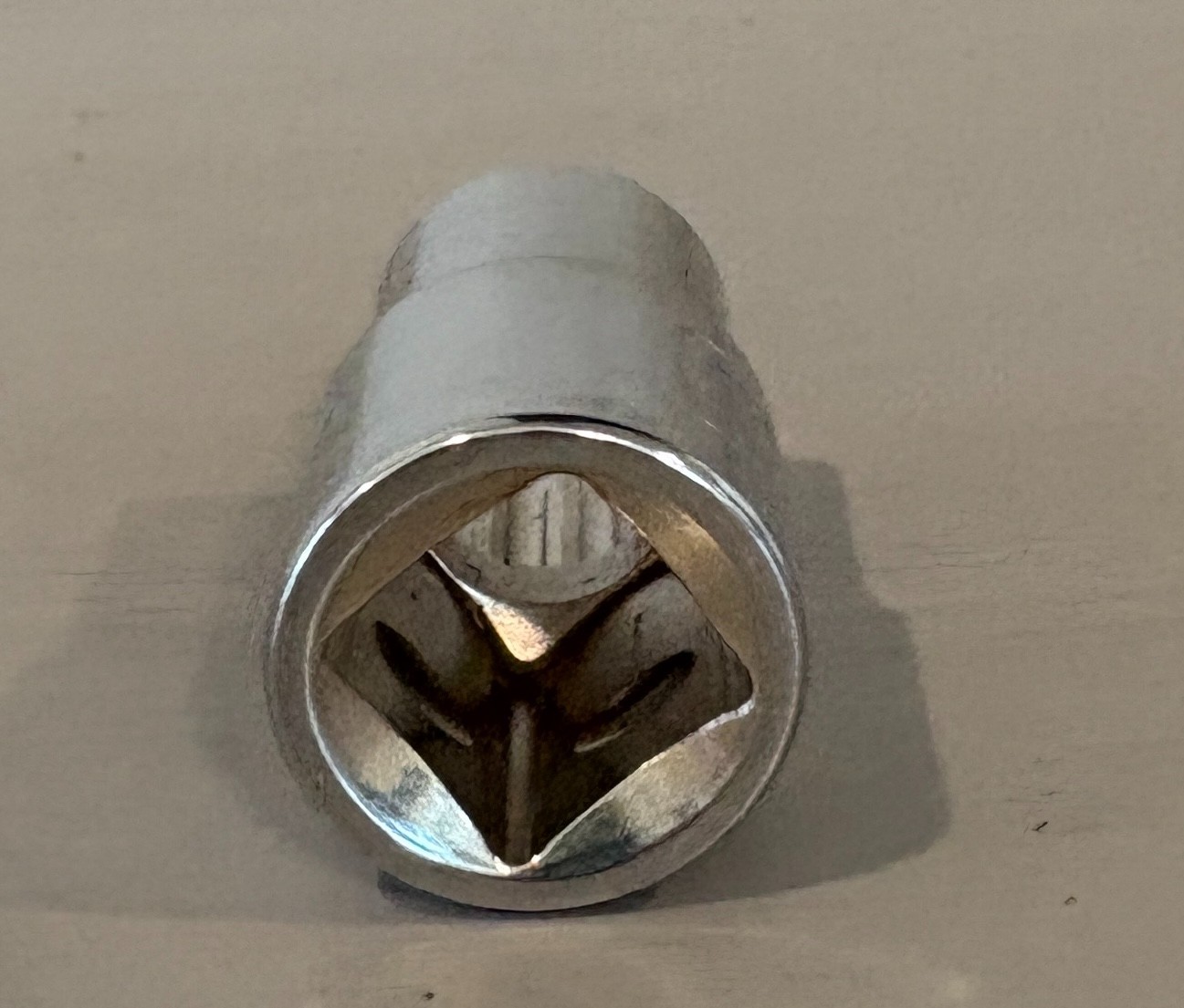 NORTHERN TOOLS SOCKET #13 CR-V