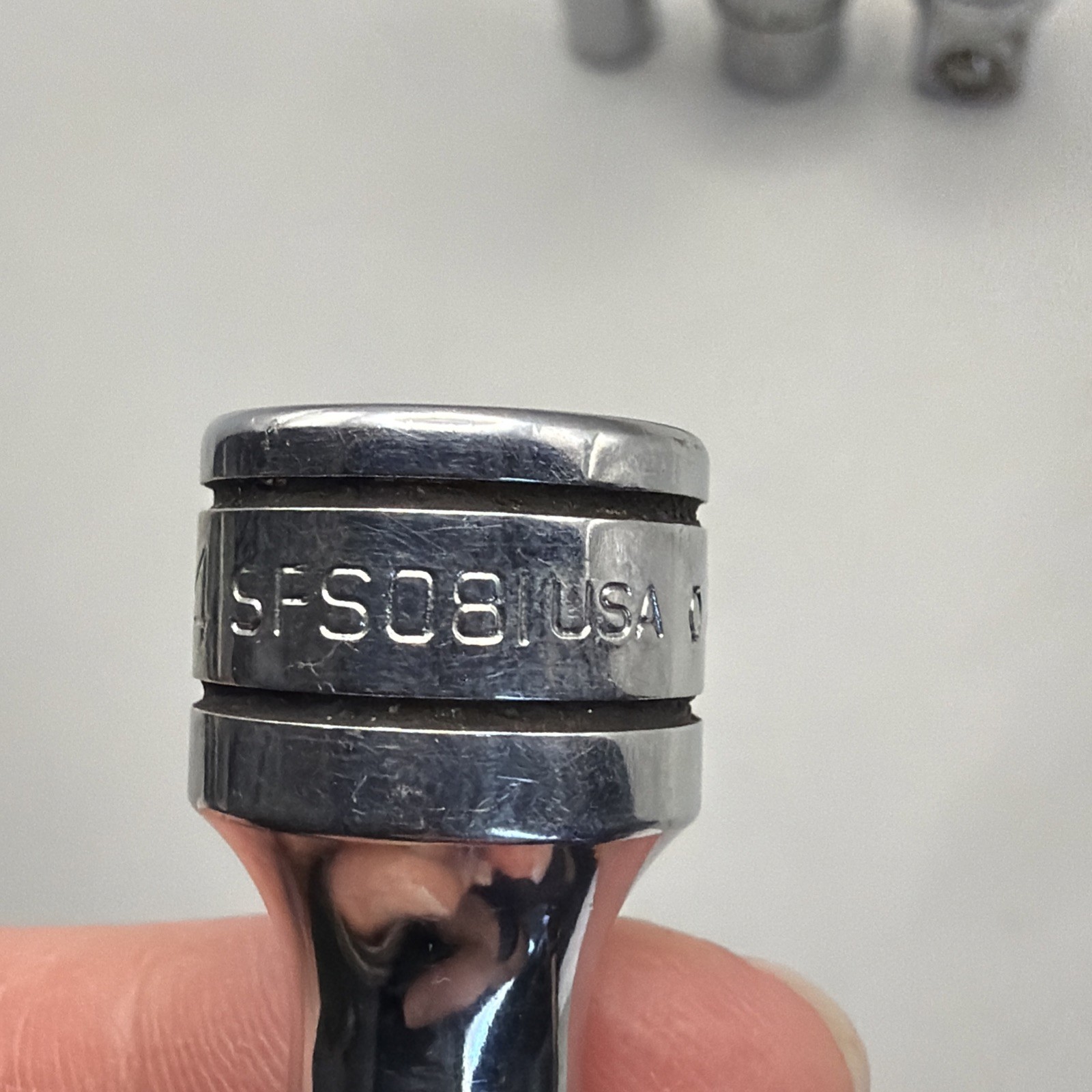 Snap On Sockets (SFS081, 101. F141. A2 Adapter).Read
