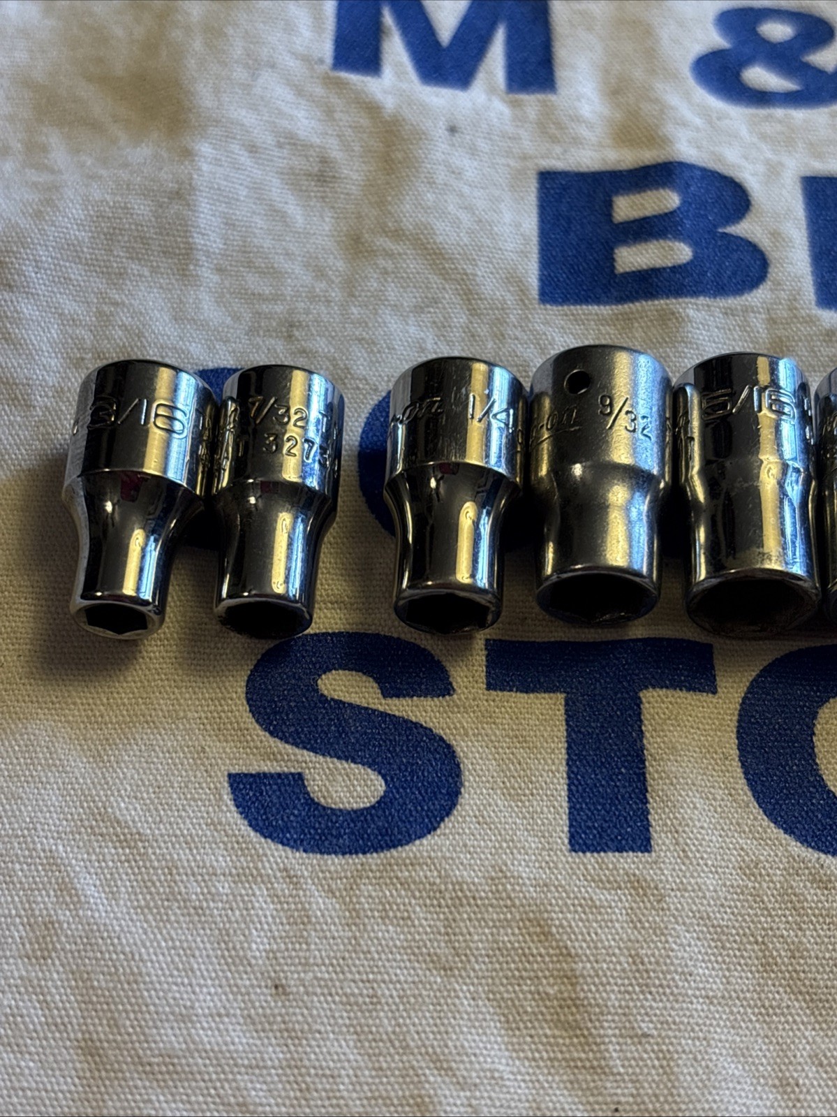 Snap-on Tools USA 1/4″ Drive 10pc SAE Shallow 6pt Chrome Socket Set 110TMY