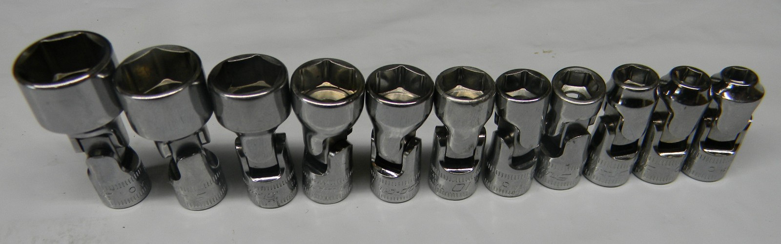 SNAP-ON 1/4″ DR 11PC METRIC SHALLOW SWIVEL SOCKET SET 5.5-15 #111TMUSMA LIKE NEW