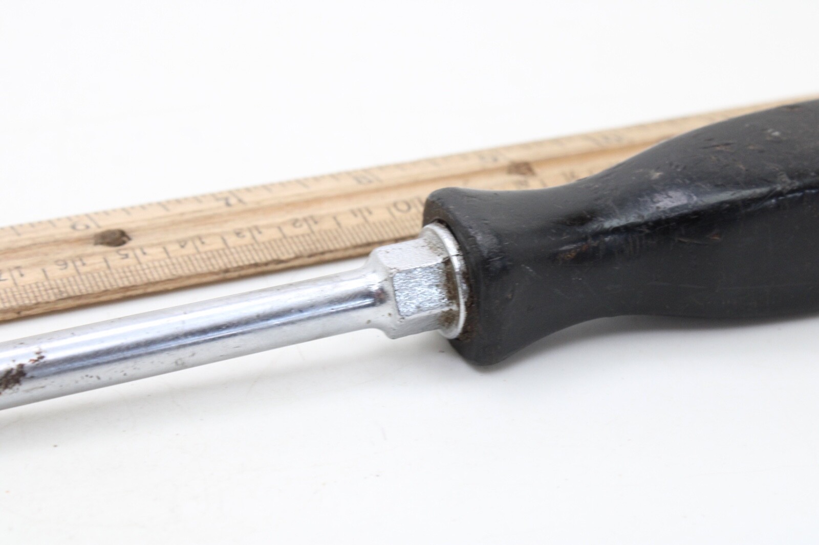 Snap-on SSD8 3/8″x12.5″ Flat/Slotted Black Hard Handle Screwdriver USA