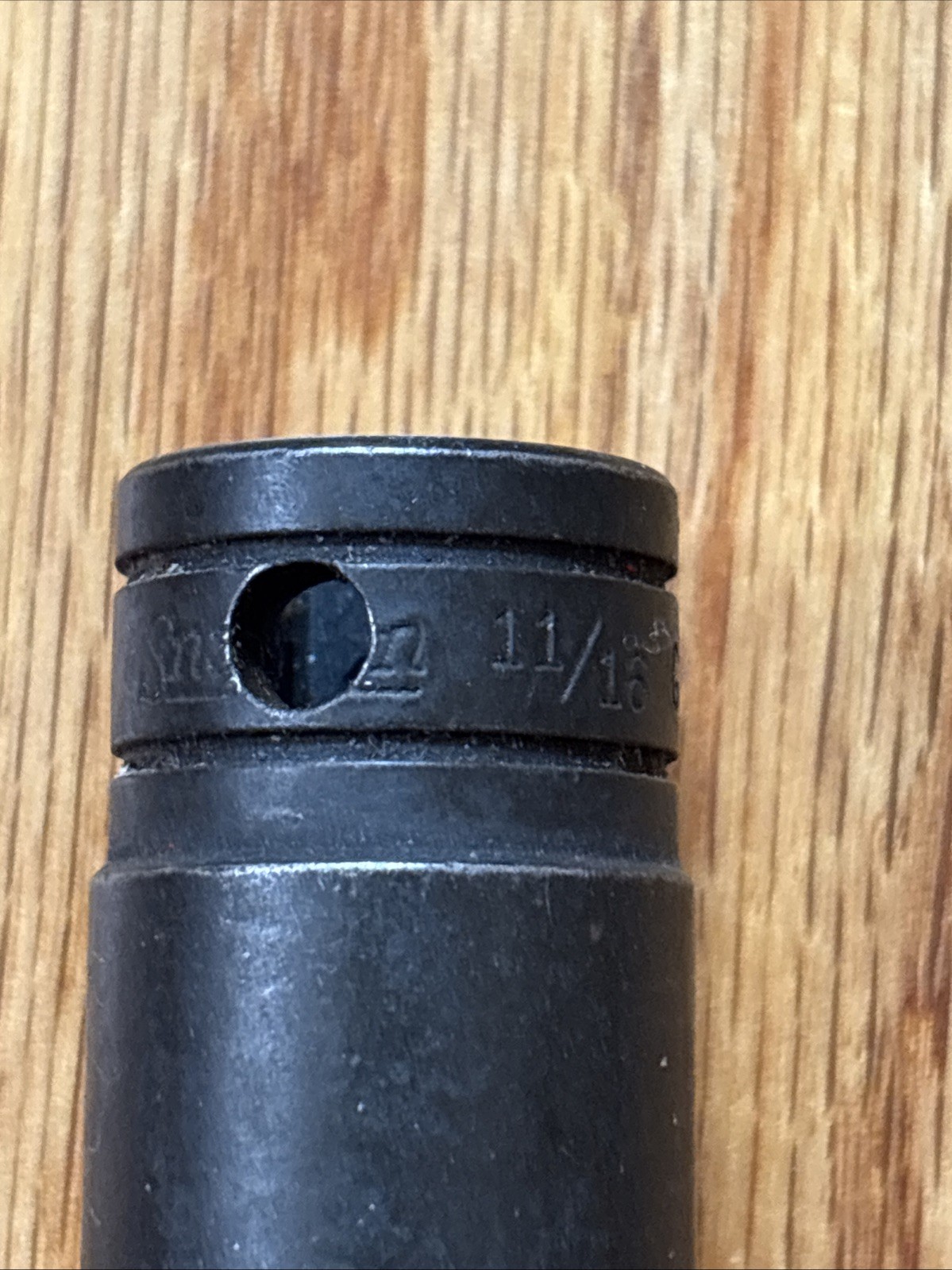 Snap-On GTW221, 1/2″ Dr. 11/16″ Socket, Shallow, 6Pt. *Black Industrial Finish*