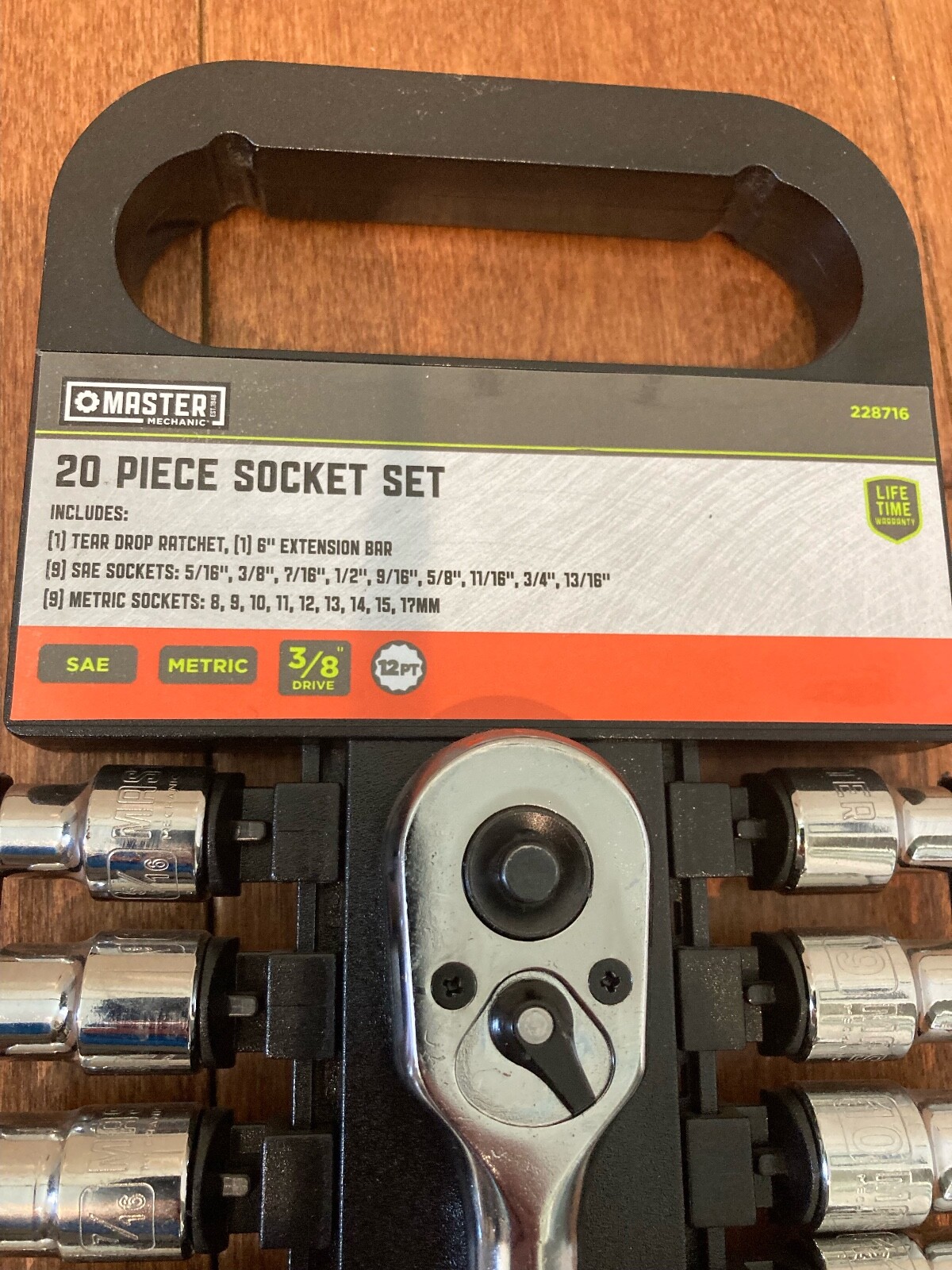 NEW MASTER MECHANIC 20pc SAE/METRIC 3/8″ DRIVE 12PT. SOCKET SET W RATCHET
