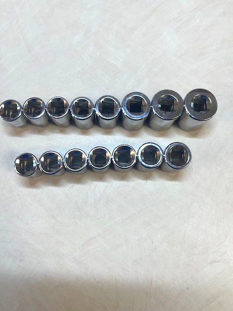 Stanley CR-V Sockets 3/8 drive 8 SAE 5/16-3/4, 7 Metric 9mm-15mm 15 total NWOT