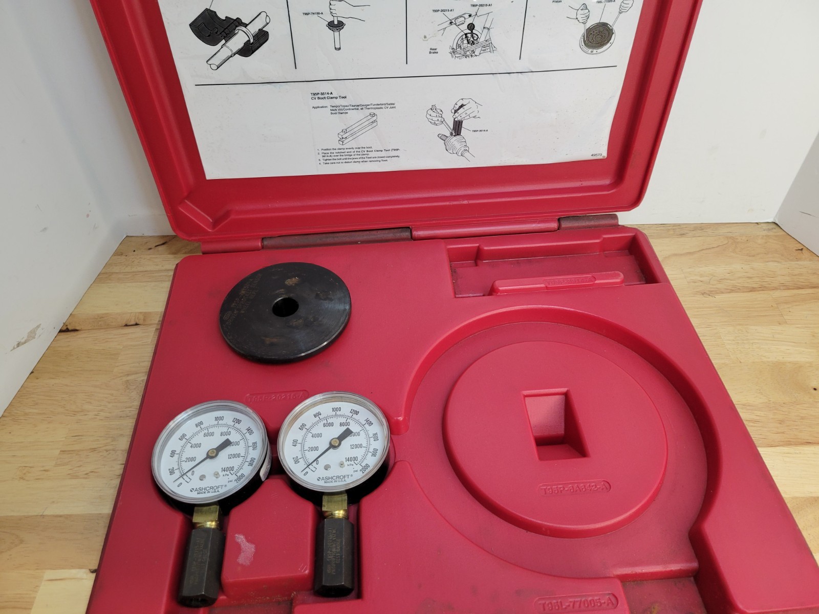 FORD ROTUNDA TOOL T95P-20215-A VALVE TEST GAUGE SET T95P-7H150-A DRIVEN SPROCKE