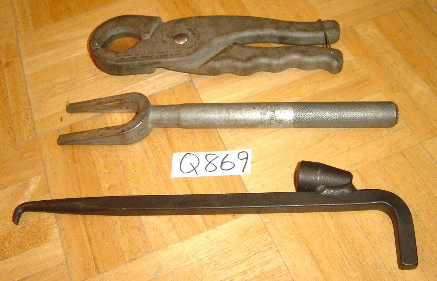 CORNWELL TOOLS 3 PIECE SEAL PULLER, BALL JOINT PICKLE FORK, HOSE CUTTERS