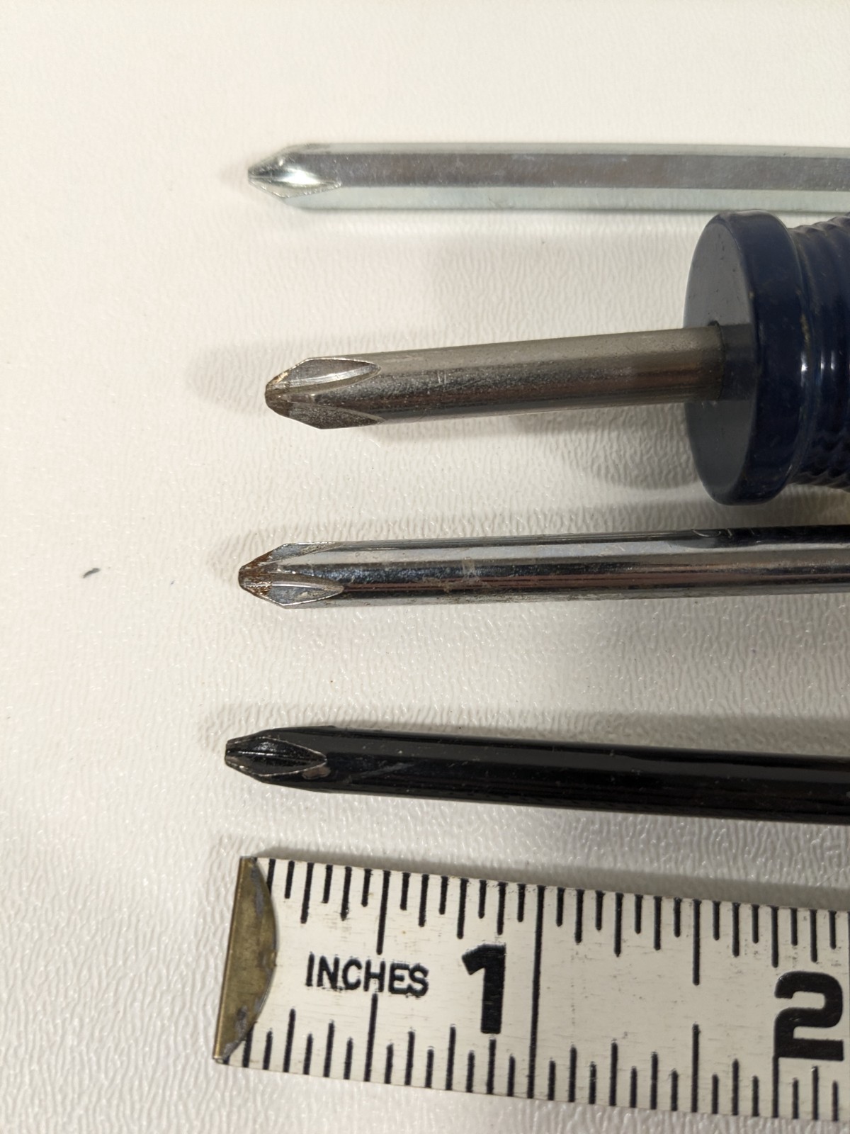 Lot of 8 VTG Mixed Phillips Flat Head Screwdrivers Various Sizes Hardware Tools