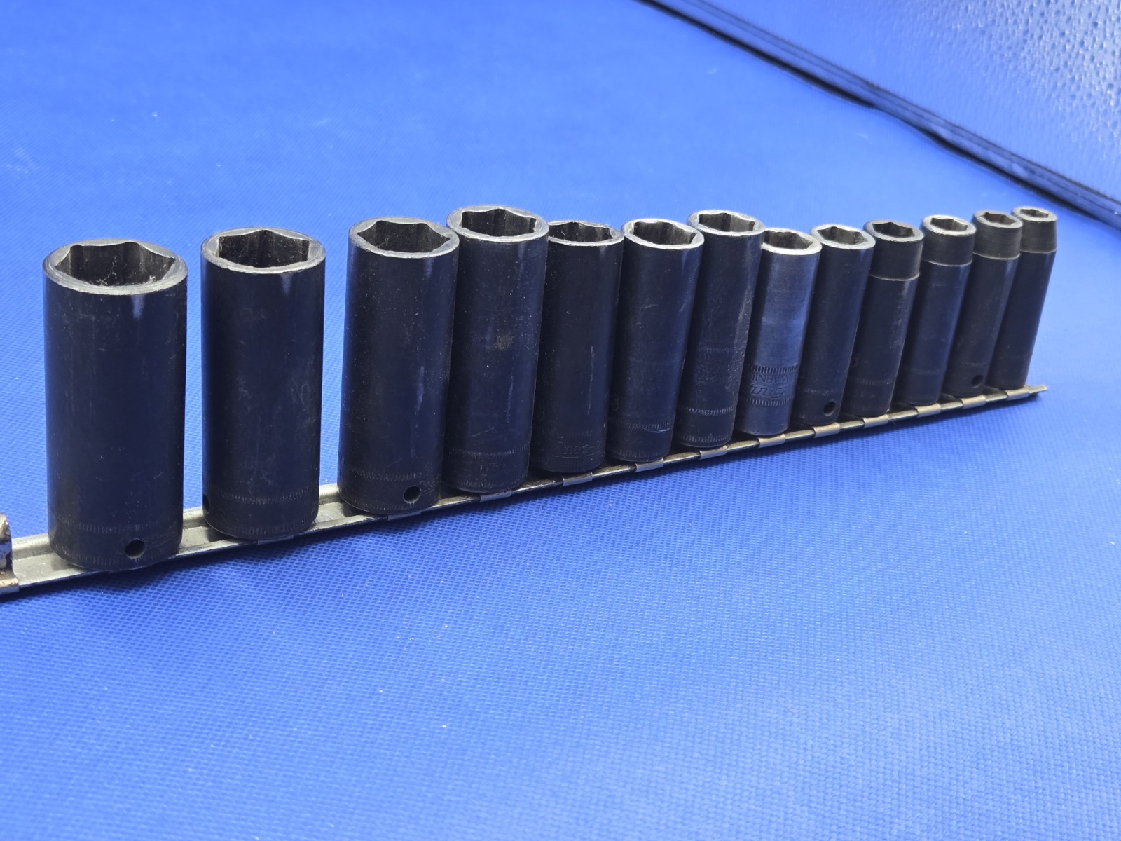 13 Snap-on Impact Deep Well Sockets Metric 8mm to 19mm & 21m 3/8″ Drive