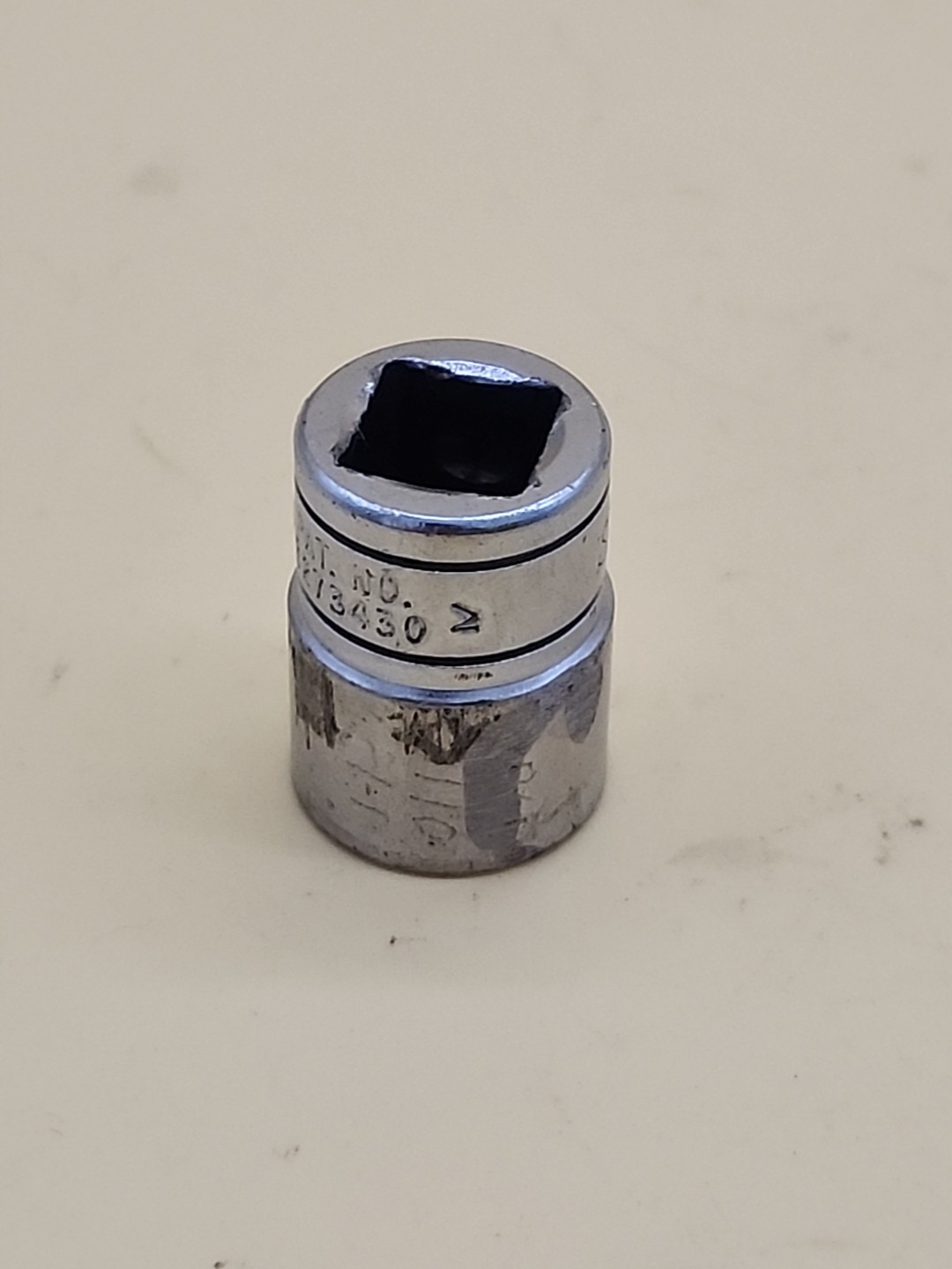 Snap-on Tools Tools 3/8″ Drive 1/2″ Shallow 12pt SAE Socket F161 USA