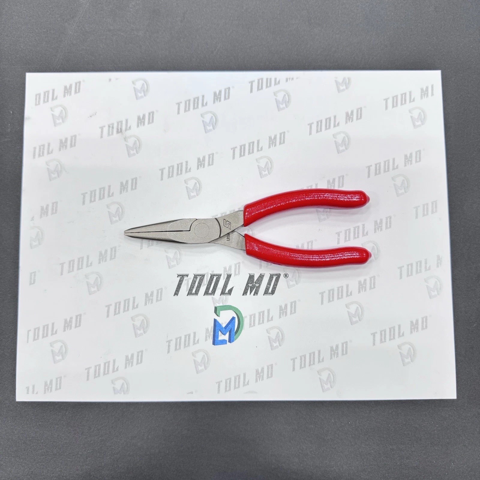 Snap-on Tools USA NEW RED 6″ Soft Grip Talon Grip Needle Nose Pliers 95ACF