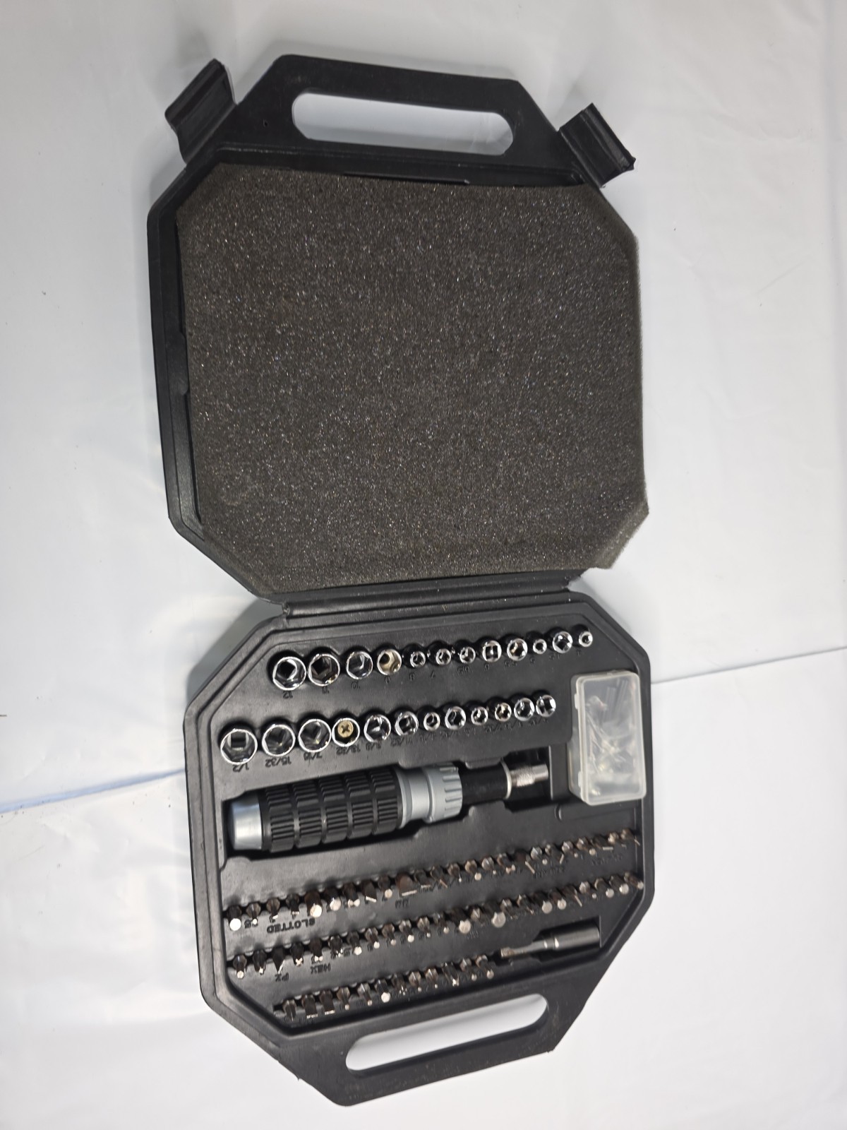 Multi-Bit Screwdriver & Socket Set | Metric & SAE | Sockets + Bits + Case