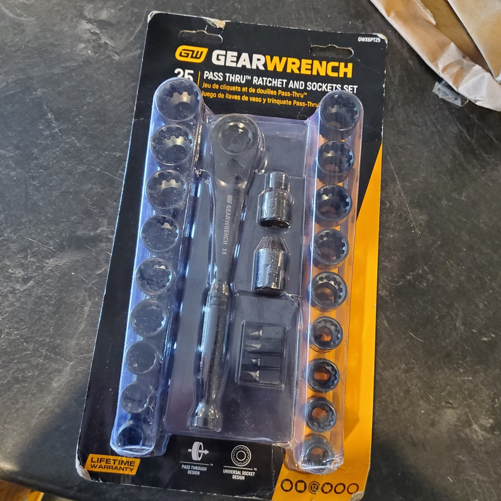 GEARWRENCH GWX6PT25 25pc 3/8in Drive Pass-Thru Ratchet Socket Set SAE Metric