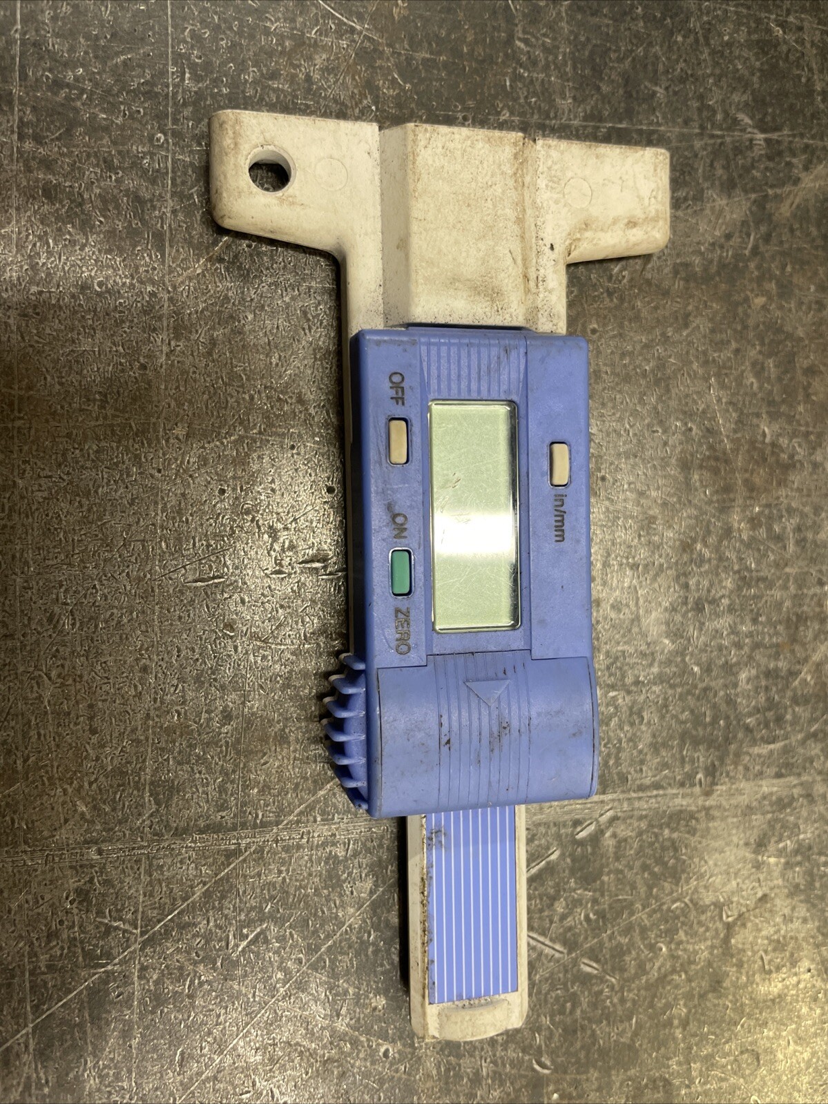 Mitutoyo ABSOLUTE Digimatic 700-105 1″ Tire Tread Depth Gauge Made in Japan