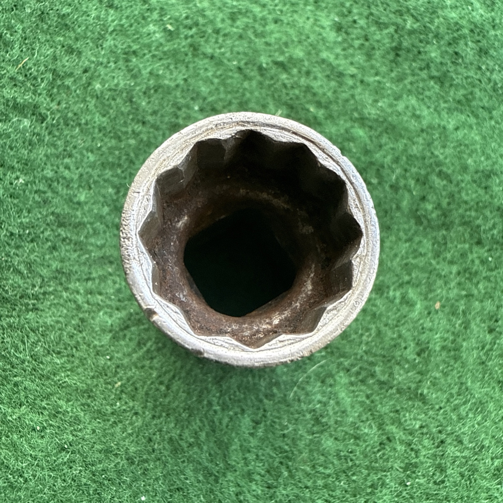 Snap-on 3/8 Drive 5/16 SAE Shallow Chrome Socket F18
