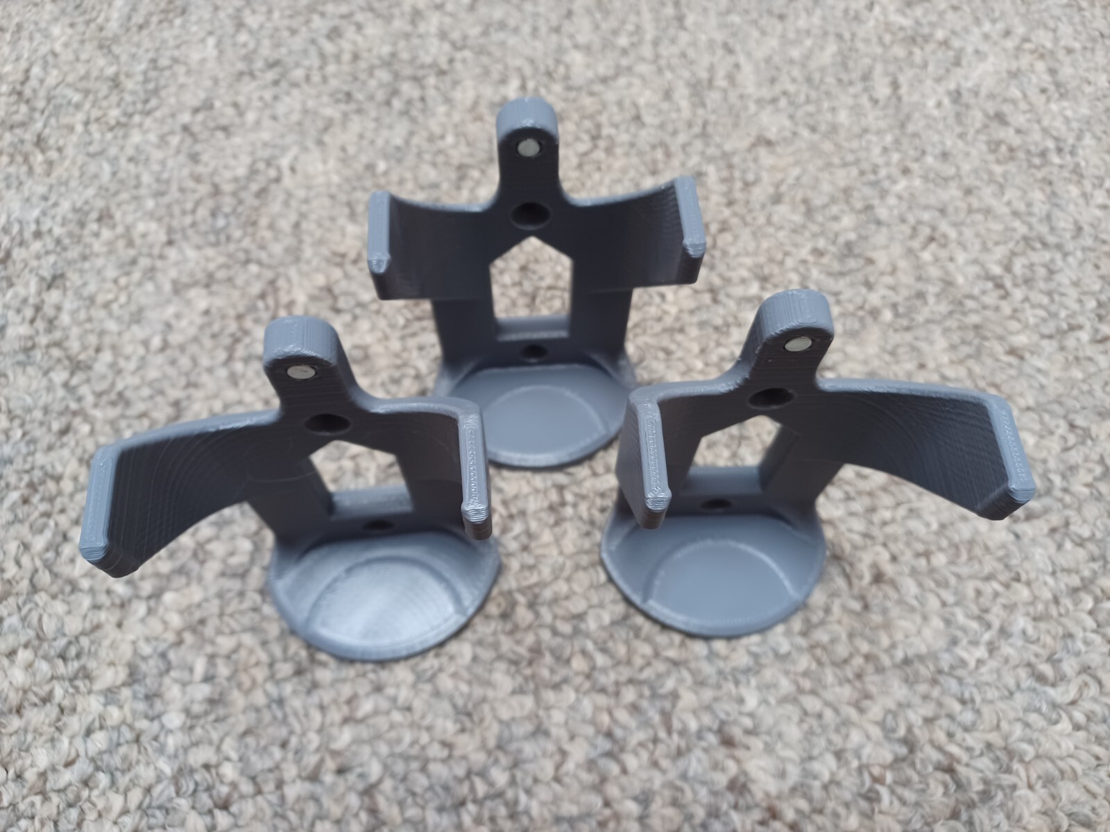 (3x) Spray Can Rack, (Magnetic) Holder Wall Mount for aerosol, paint, cleaners
