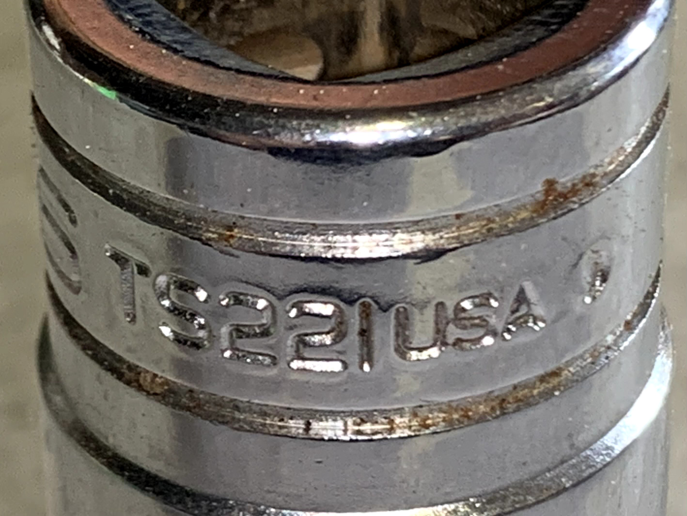Snap-on Tools USA TS221 11/16″ 1/2” Drive SAE 6 Point Deep Well Chrome Socket