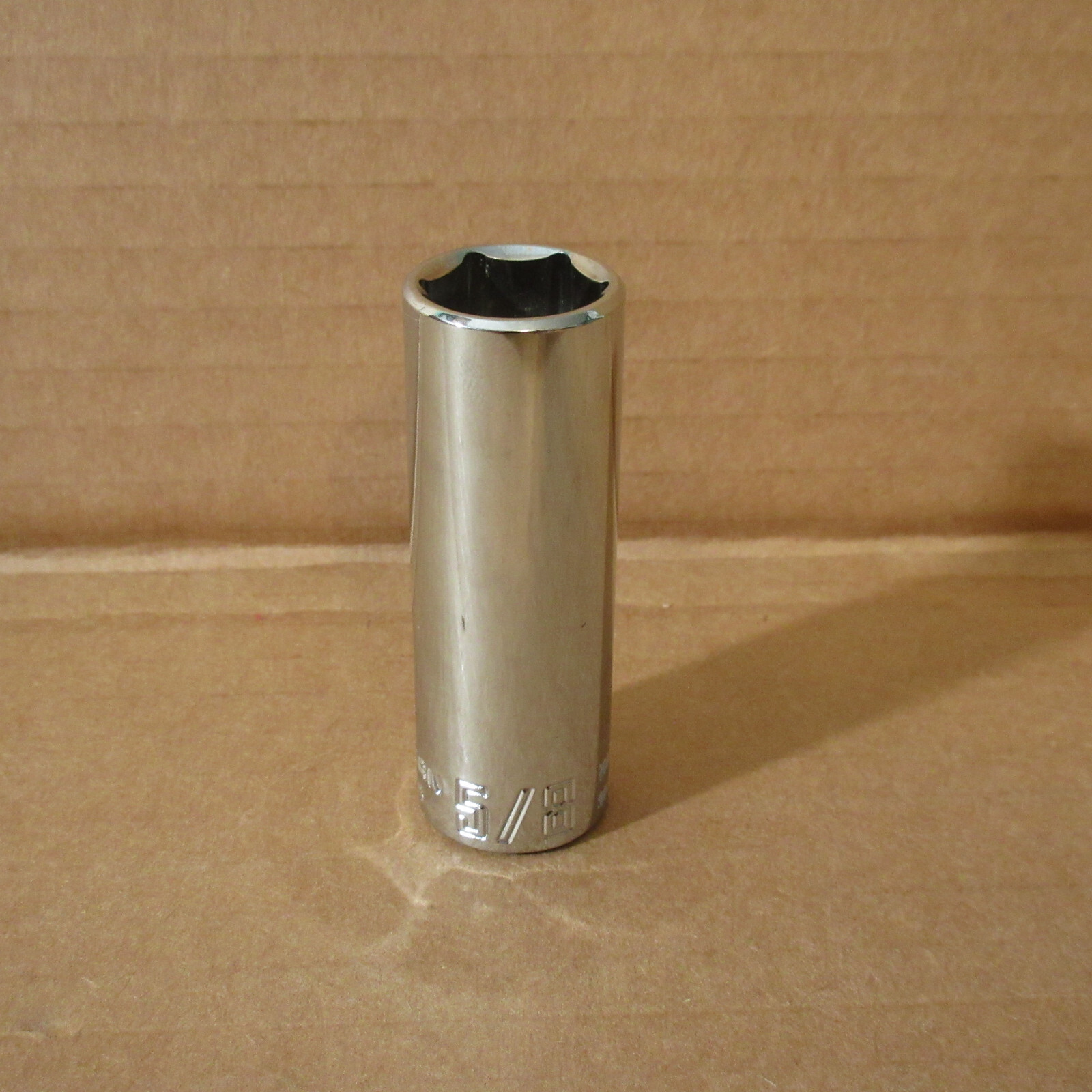 5/8″ CRAFTSMAN CMMT43335 Standard SAE 6-pt 3/8-in Dr Deep Tall Socket Ratchet