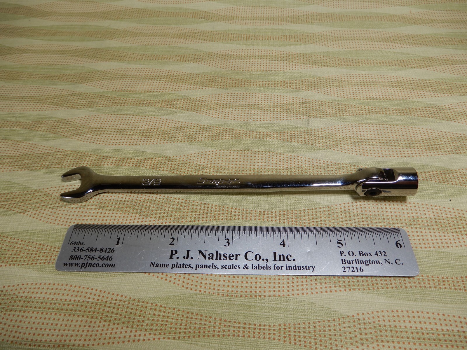 Snap-On 3/8 Wrench with Socket End FH012B Great Condition VX