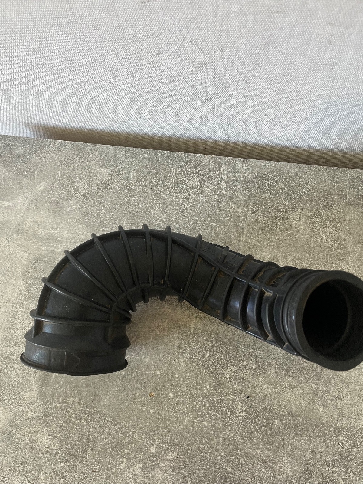 08634143 Suction Air Filter Socket for Volvo S60 2002 2.4d 120kw