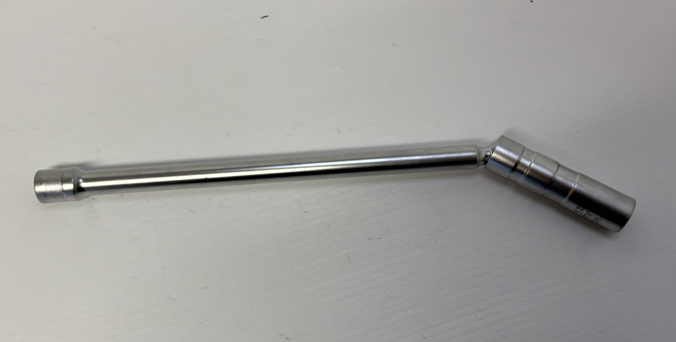 Spark Plug Socket 14mm 3/8 Drive 12 Points Magnetic Spark Plug Wrench 300mm
