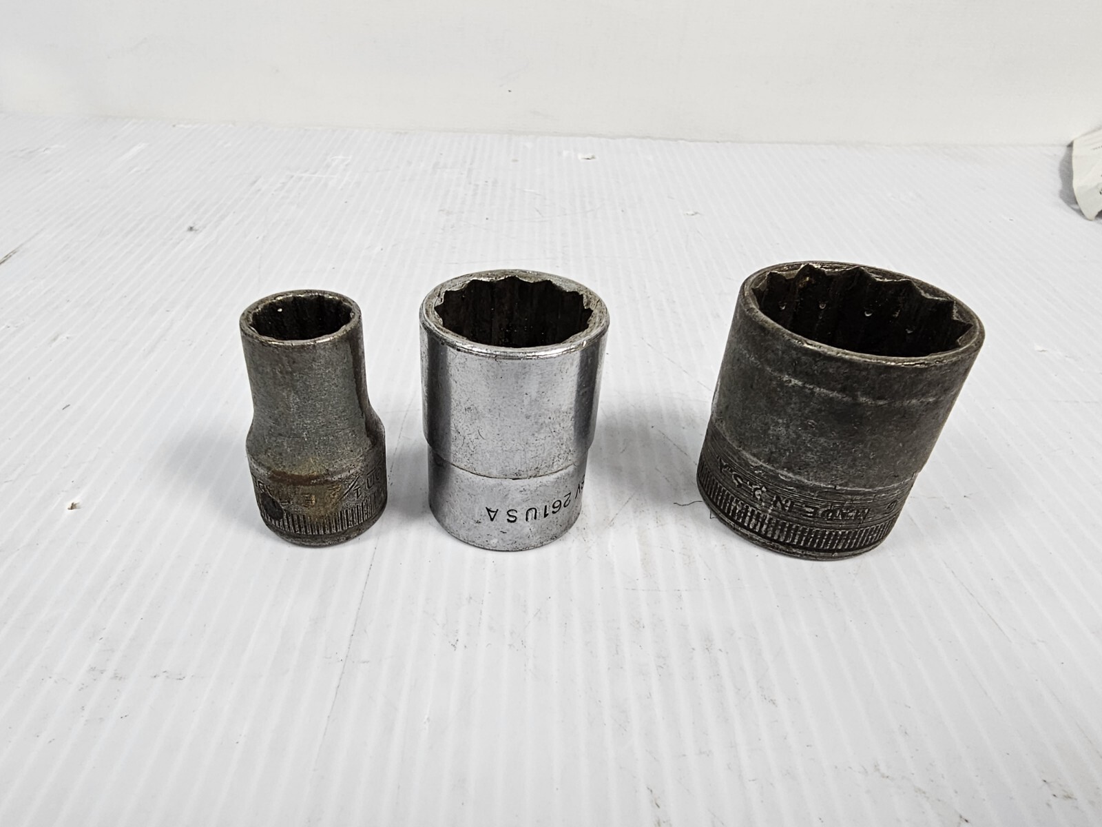 LOT OF 3 Vintage Snap On SW160 1/2” Socket 1/2” 13/16″ sw-320 1/2
