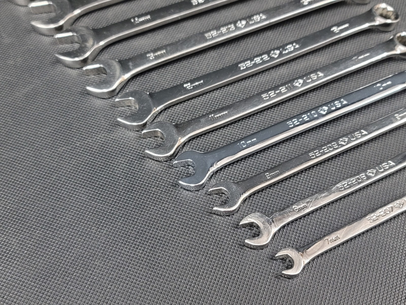 Armstrong Tools 15 pc 12 point Metric Combo Wrench Set 7-19mm & 21-22mm GMTK 52