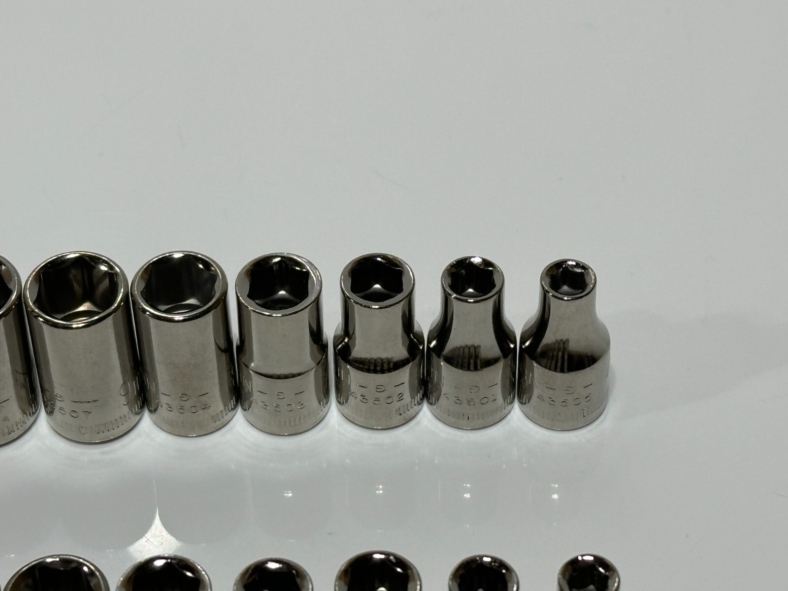 NOS Craftsman Tools USA 18pc Metric & SAE Shallow Socket Set, 1/4” Drive 6 Point