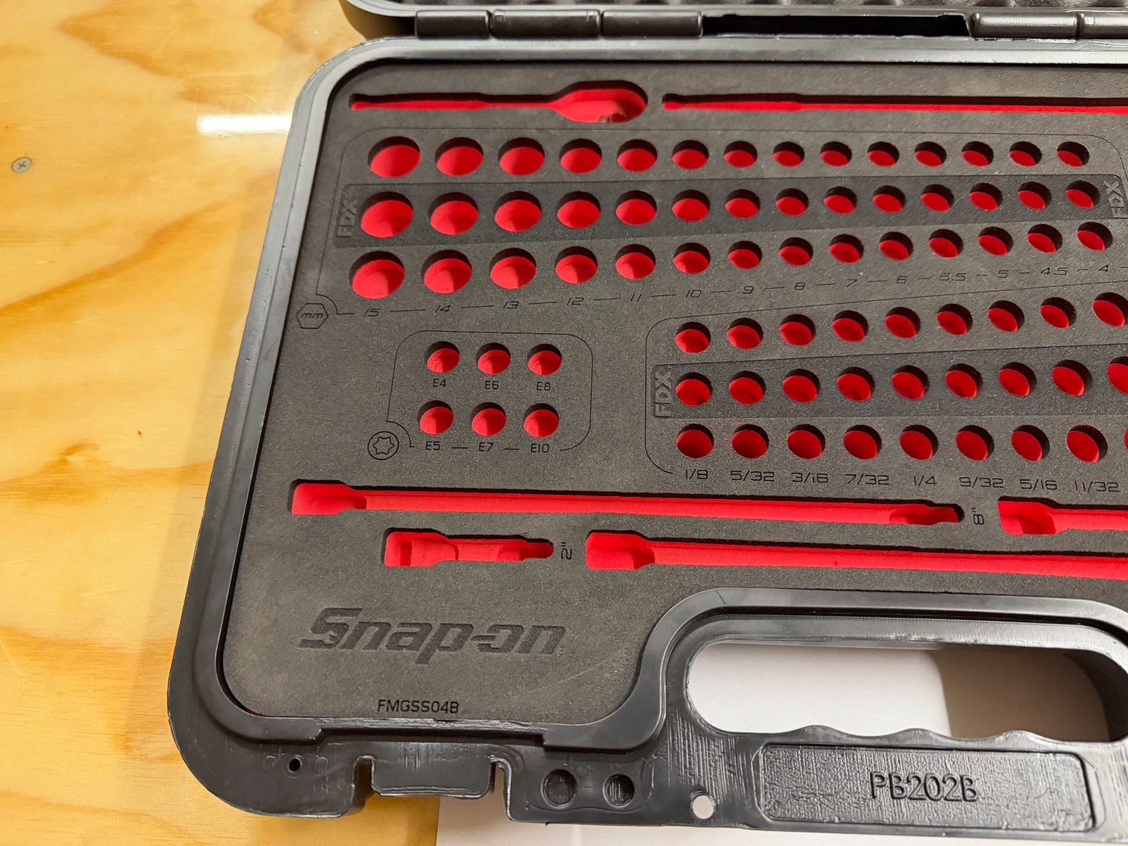Snap-on Tools USA NEW 100pc 1/4″ Drive Service Set CASE & FOAM ONLY 1100TMPBFR