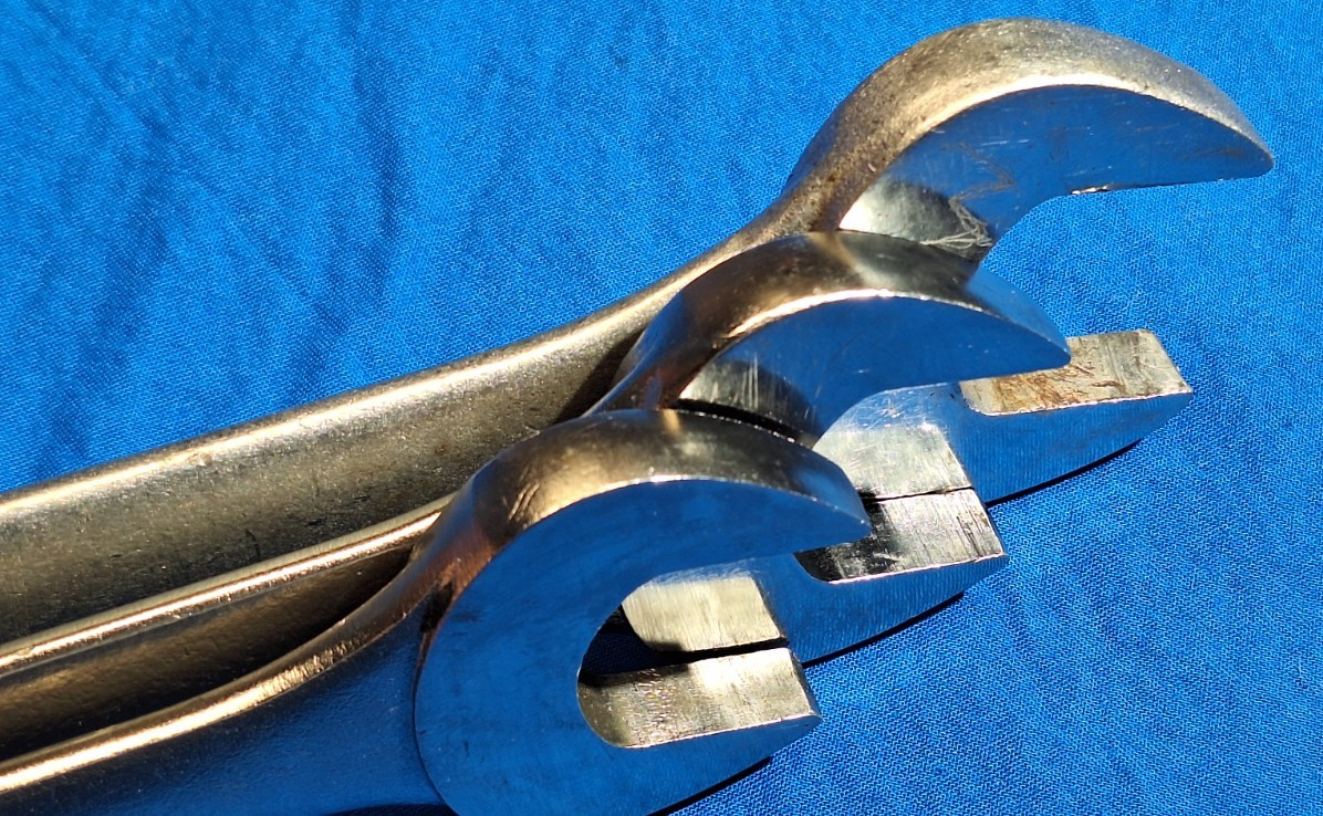 USA Craftsman 3pc SAE Large combination wrenches 1-1/4″, 1-1/8″ 1-1/16″ 44708 07