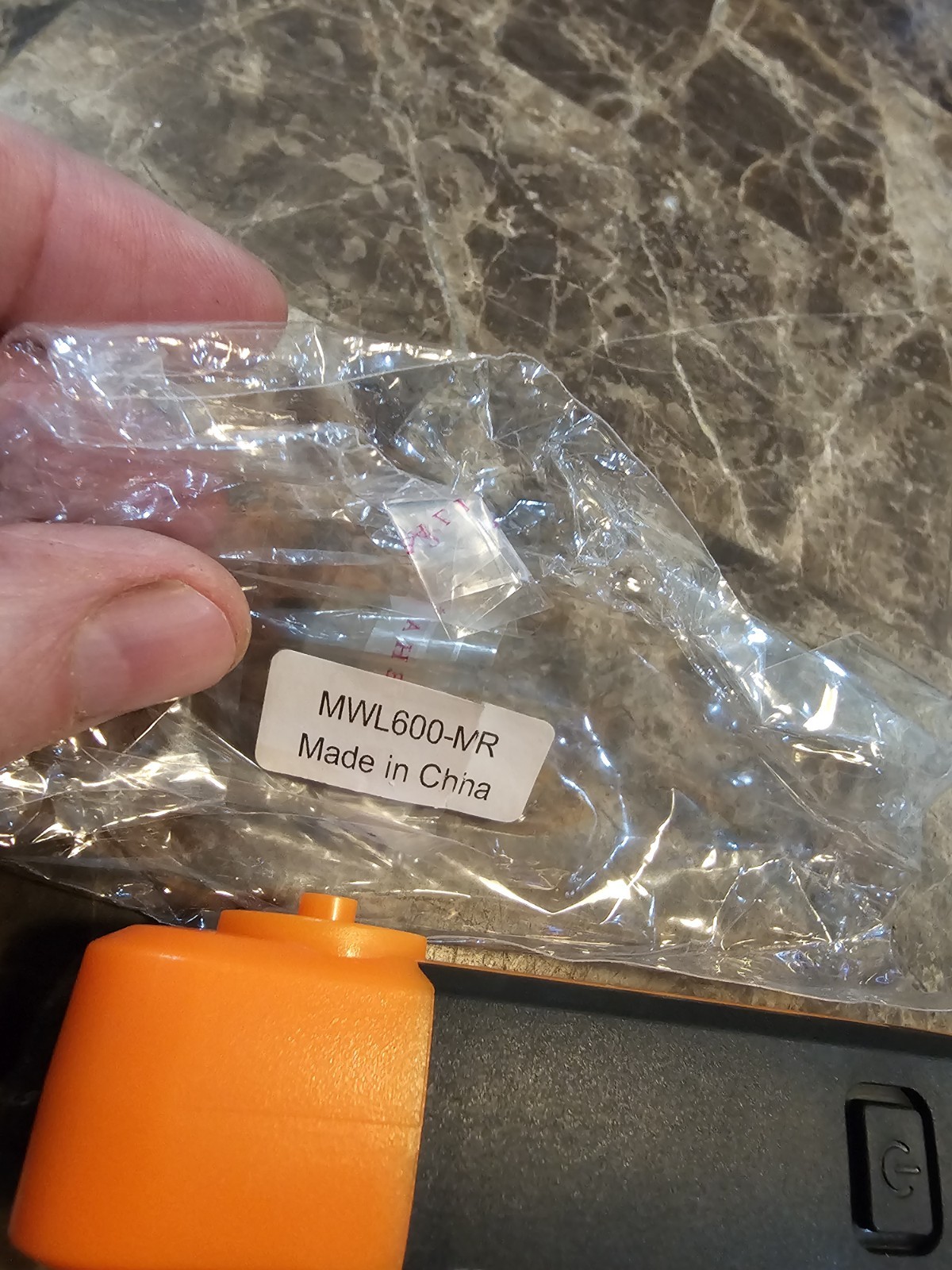 Matco Tools 600 Lumen ORANGE Rechargeable Neck Light MWL600 *** New Replacement