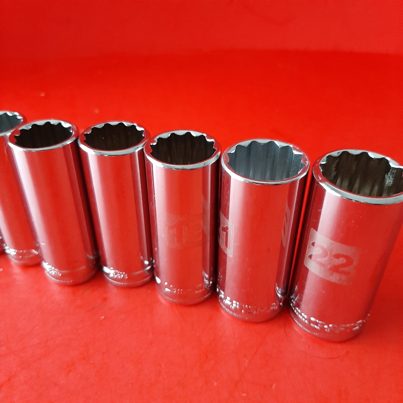 NEW CRAFTSMAN Easy Read 13 Piece 3/8 Dr 12pt DEEP METRIC Socket Set 9-19,21 22mm