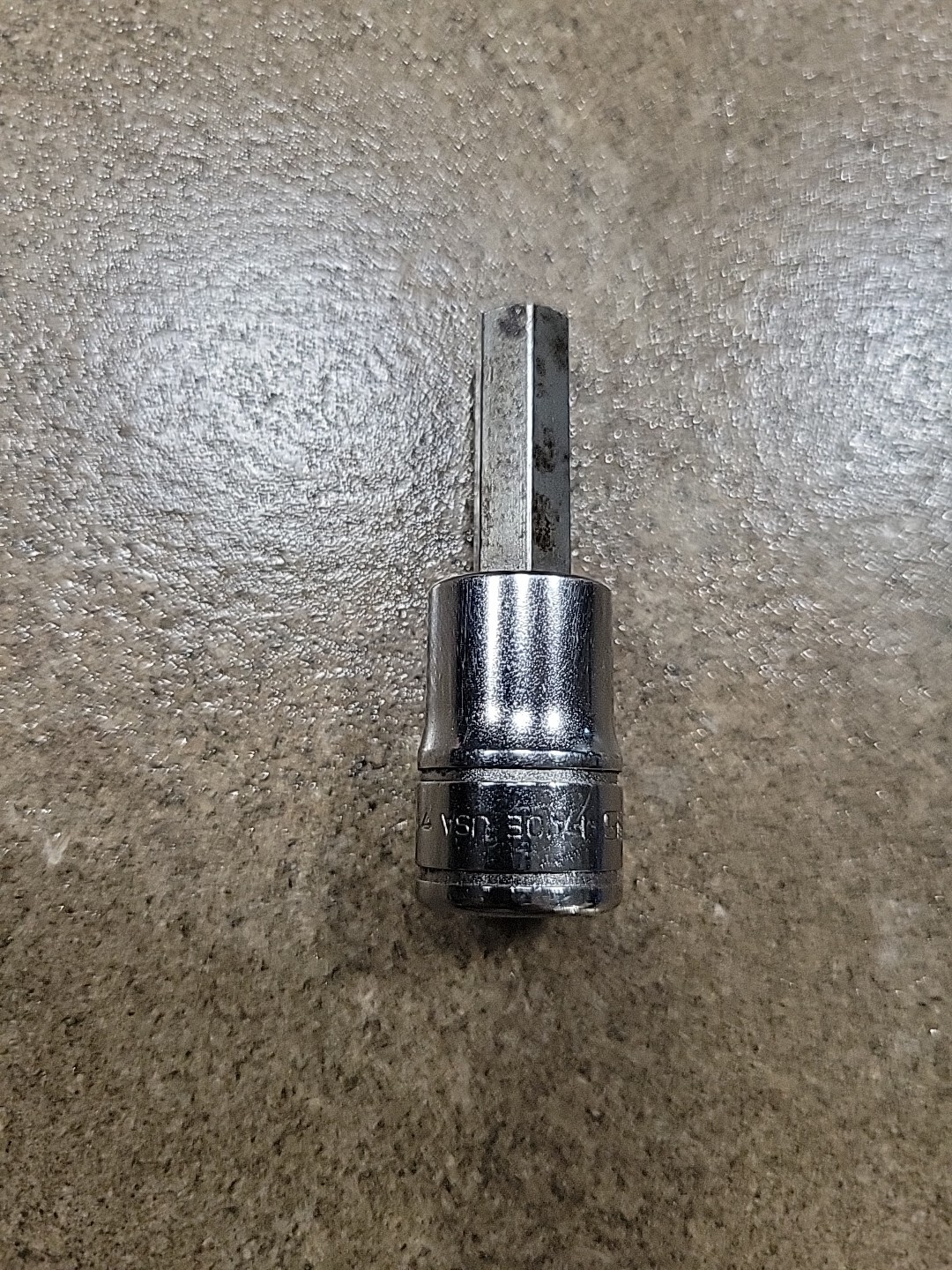Snap-on Tools FA10E 3/8″ Drive SAE 5/16″ Standard Hex Bit Socket Driver USA