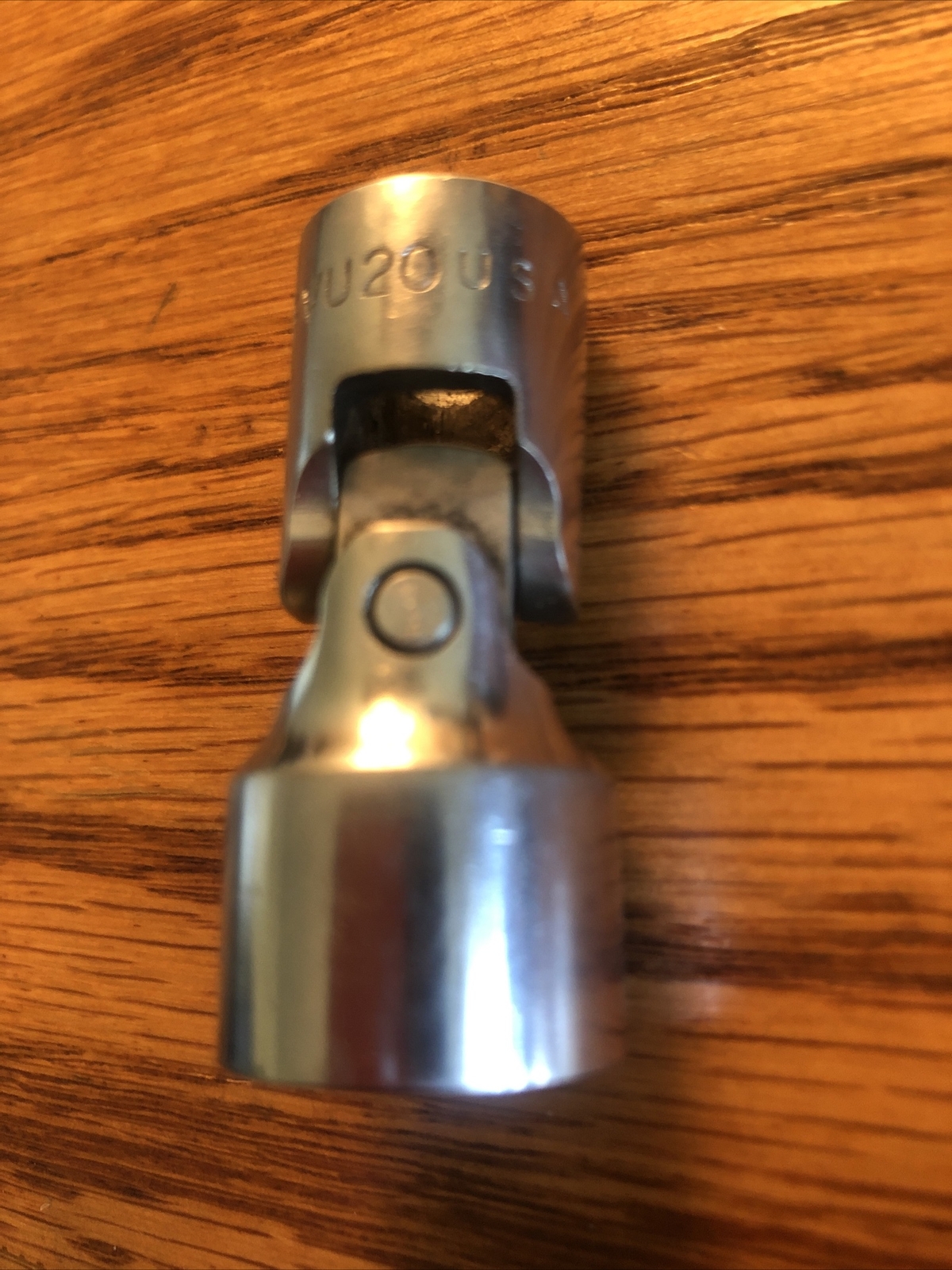 SNAP ON TOOLS FVU20 3/8″ Drive 5/8″ SAE Universal Joint 12-POINT SOCKET USA