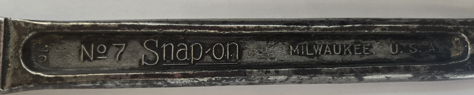 1920′ s Casting SNAP ON Ratchet Milwaukee No 7 1/2″ Drive Push Through Style