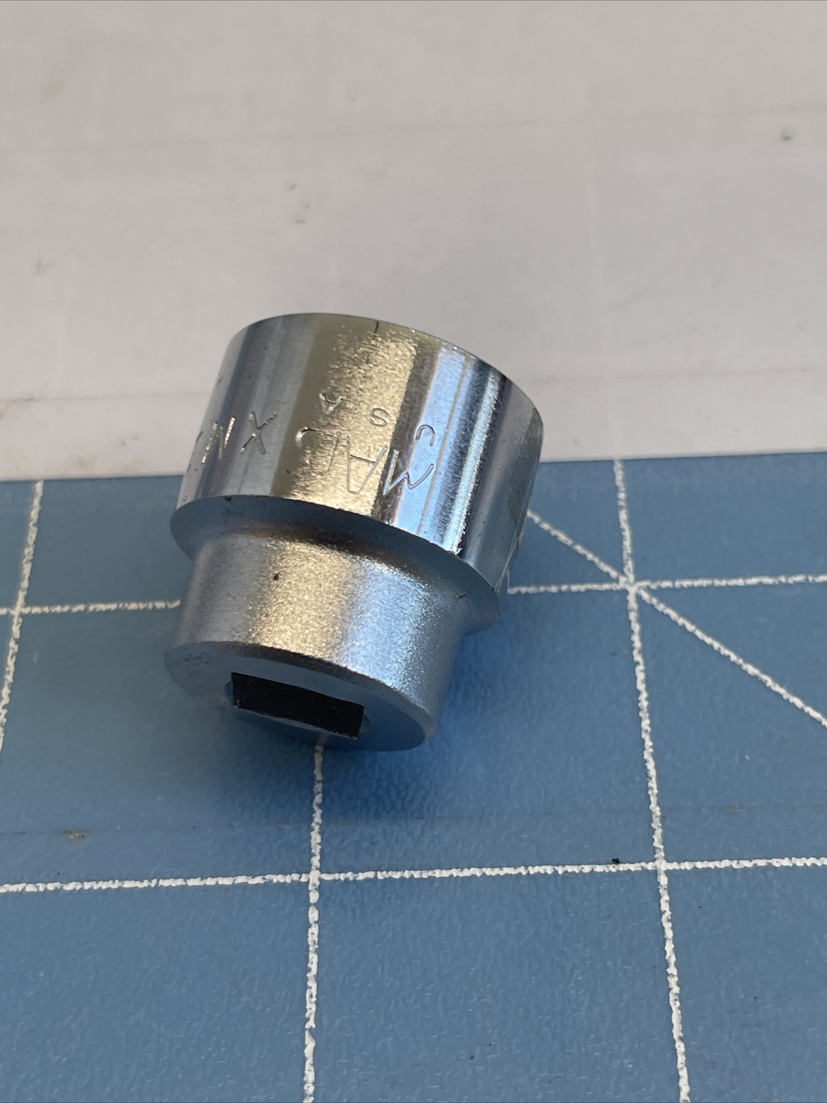 MAC TOOLS XM19-6 3/8″ DR. 19MM METRIC SHALLOW SOCKET