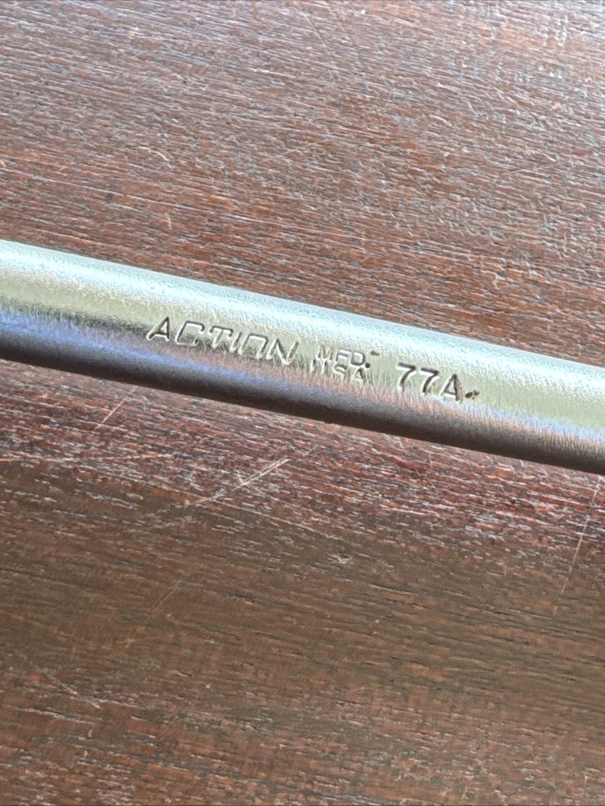77JA Action Thorsen 3/8″ Ratchet Open Gear Head Knurled Handle USA VTG Round EUC
