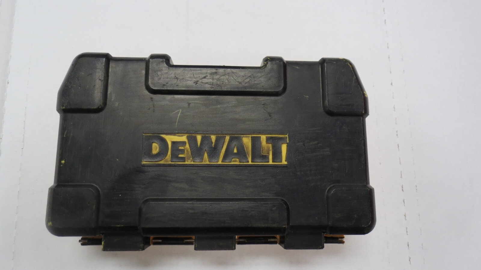 DEWALT SOCKET SET 50 PCS IN HARD CASE