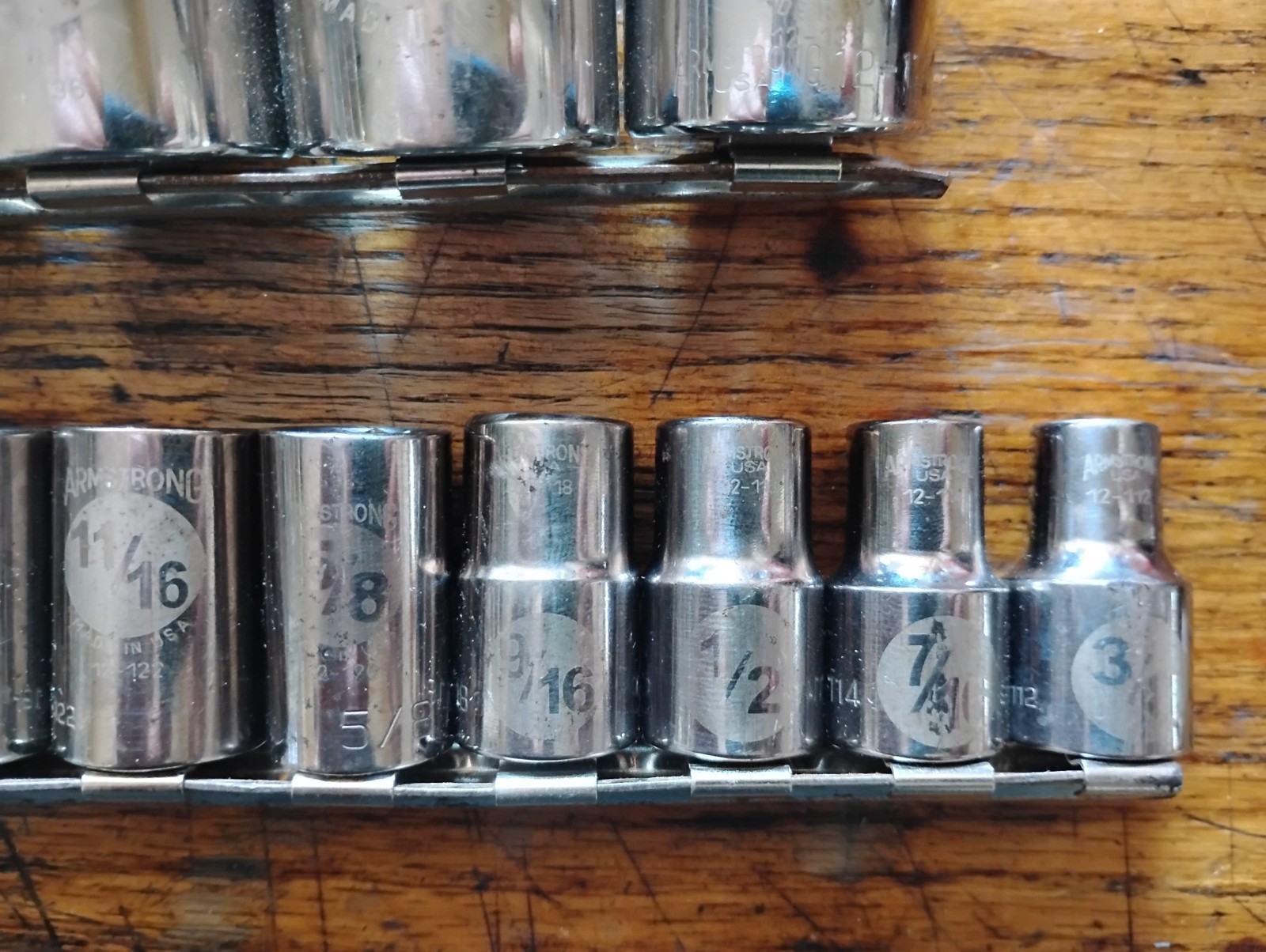 Armstrong 12 Point 1/2″ Drive 15 Piece Socket Set 3/8” to 1-1/4” Made in USA
