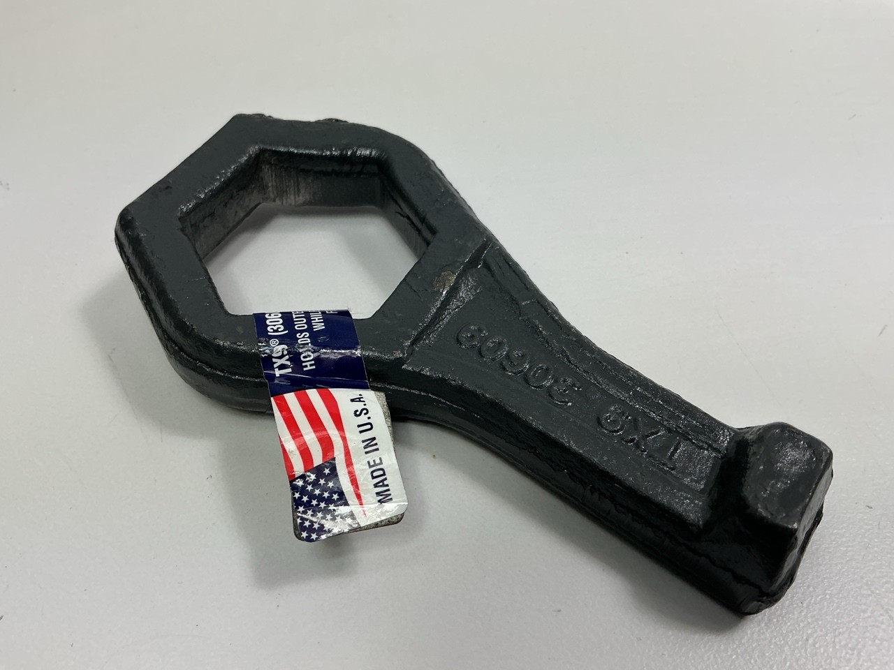 Ken-tool 30609 TX-9 Porkchop Cap Bud Nut Wrench 1-1/2″