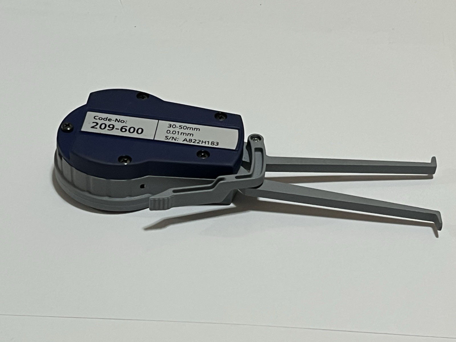 Mitutoyo 209-600 Metric Dial Caliper Gage Gauge 30mm – 50mm Range in Box .01mm