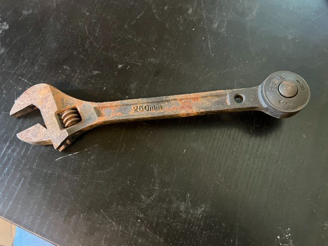 Drop Forge Steel Crescent Wrench/Ratchet Combo