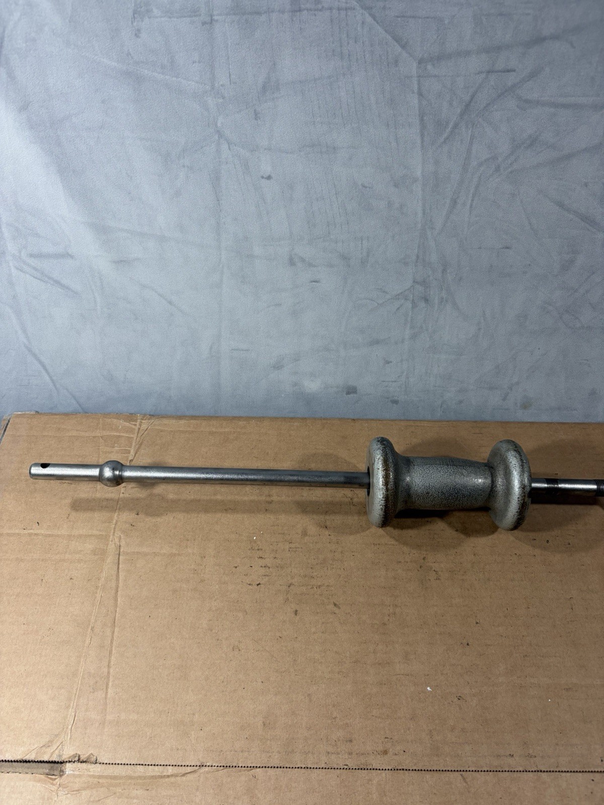 Blue-Point Tools USAYA 2220 4WD Spindle Puller – 1-1/2″, 1-5/8″, & 2″ Spindles