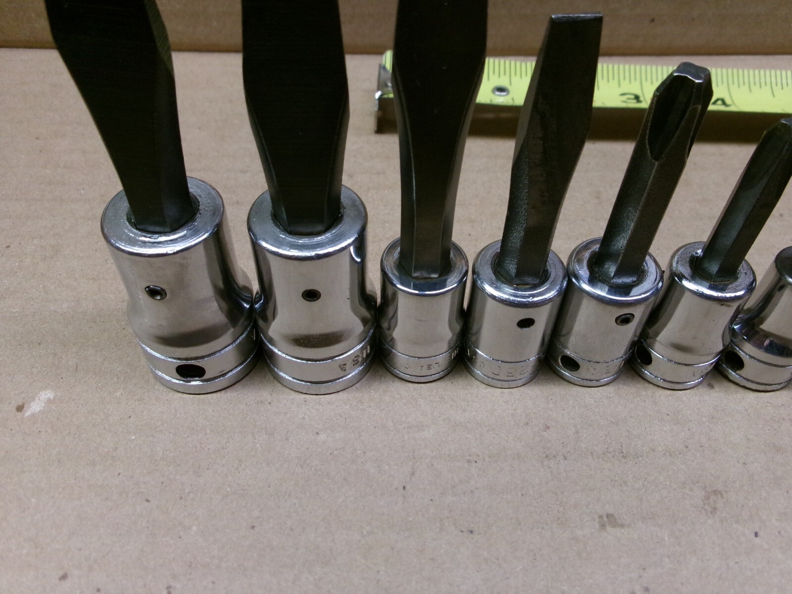 Snap On USA 3/8″ drive 10-Piece Phillips and Flat Tip Socket Set / Lot