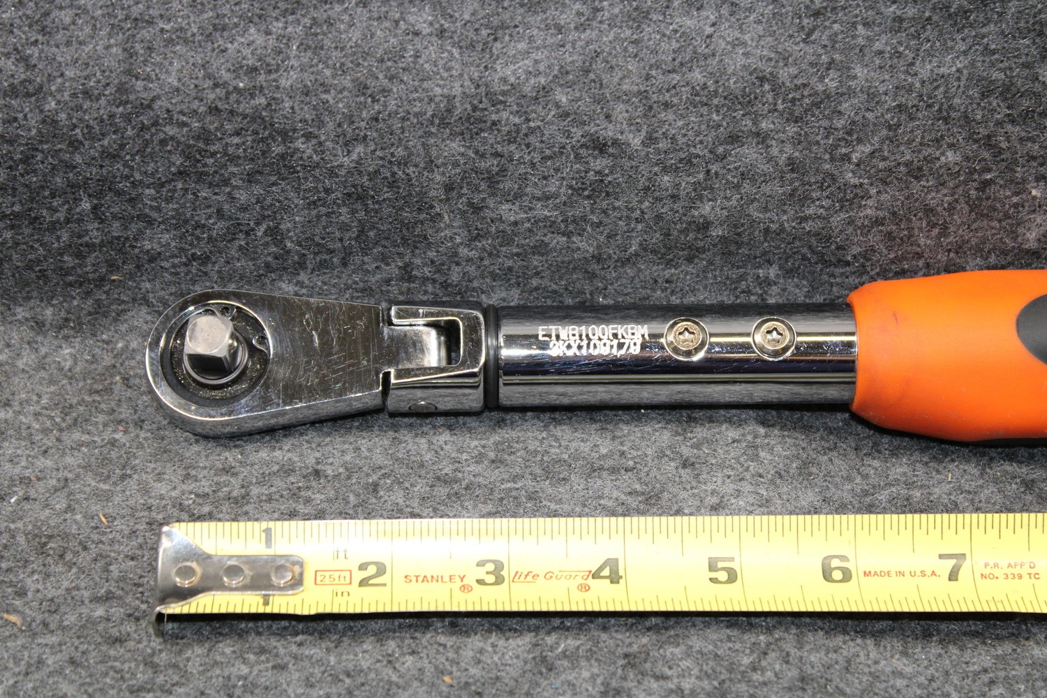Matco Tools ETWB100FKBM 3/8″ Digital Torque Wrench 10-100LB/FT (463918)