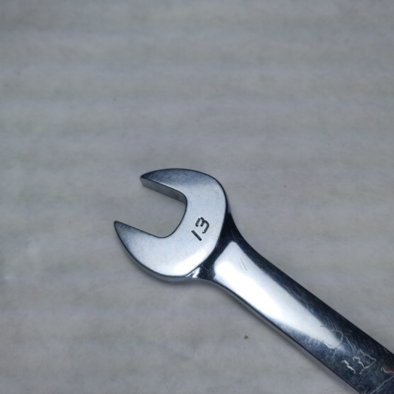 Snap-on 13mm 12 point Flex Head Open End Combination Wrench FHOM13 USA