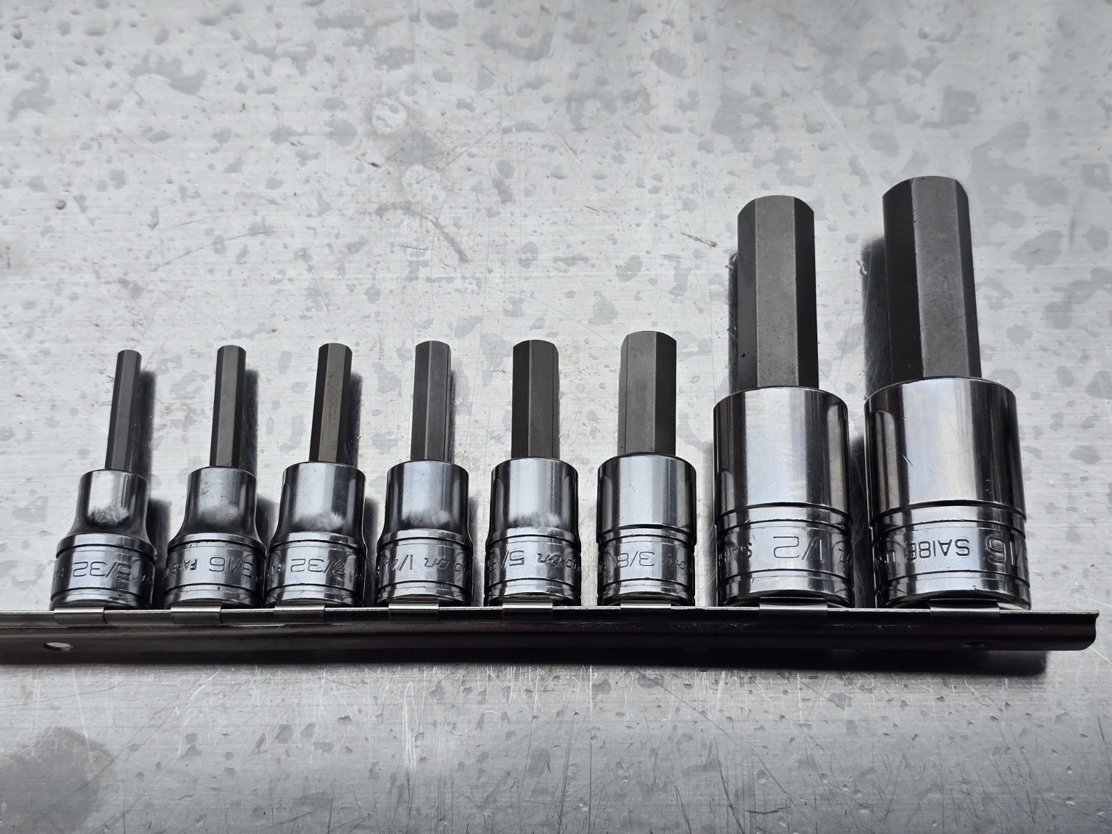 New Snap On 8pc – 3/8 & 1/2 Drive SAE Hex Bit Socket Set ( 5/32 – 9/16 )