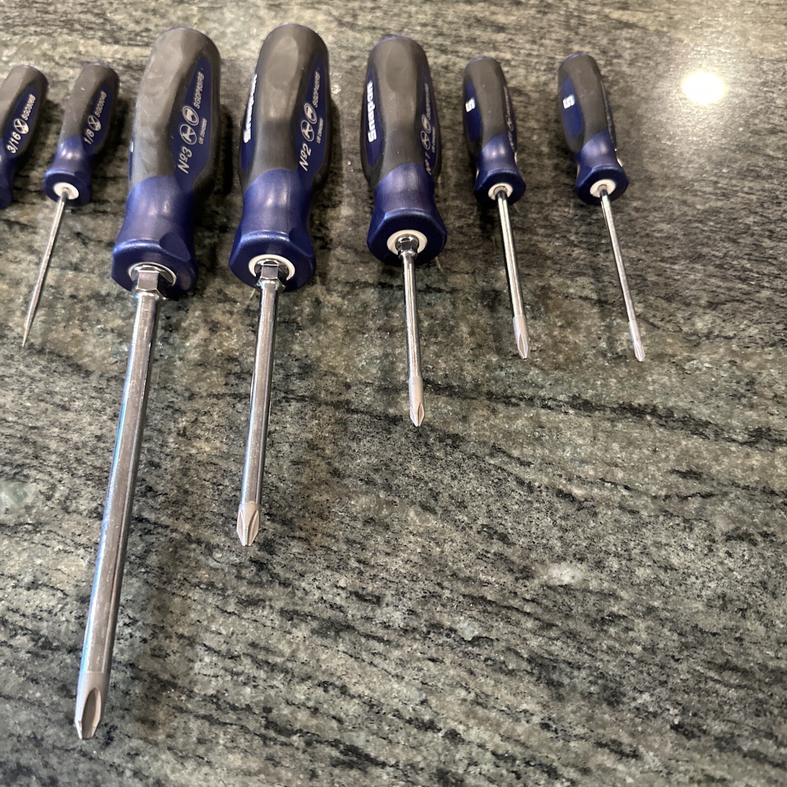 Snap-on new 10 pc power blue soft grip Phillips flat head screwdriver set new